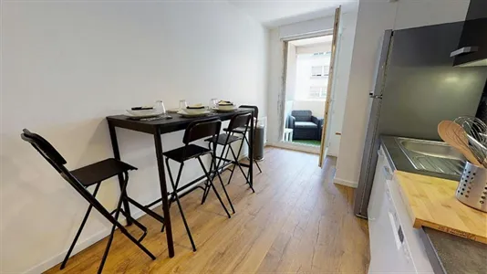 Rooms in Lyon - photo 3