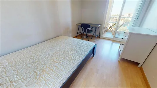 Rooms in Toulouse - photo 1