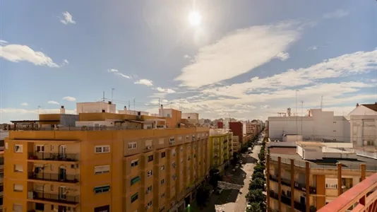 Rooms in el Camí de Vera - photo 8