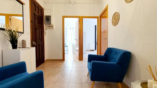 Apartments in Valencia Ciutat Vella - photo 1