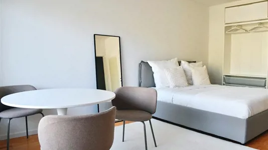 Apartments in Berlin Steglitz-Zehlendorf - photo 3