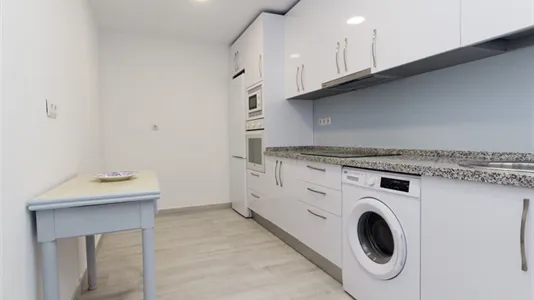 Rooms in Málaga - photo 7