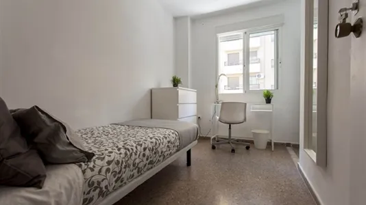 Rooms in Valencia La Zaidía - photo 8