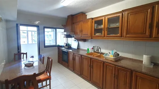 Rooms in Guimarães - photo 9