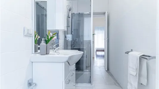 Rooms in Milano Zona 8 - Fiera, Gallaratese, Quarto Oggiaro - photo 10