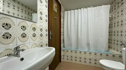 Rooms in Granada - photo 4