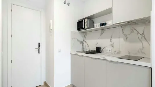 Rooms in Madrid Fuencarral-El Pardo - photo 9