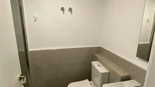 Rooms in Manises - photo 4