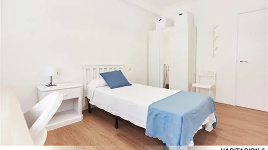 Rooms in Bami - photo 3