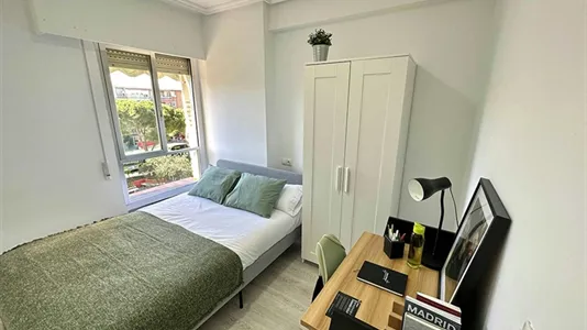 Rooms in Getafe - photo 1
