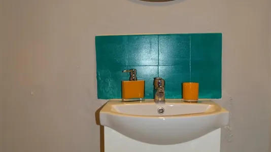 Rooms in Athens Agios Nikolaos - photo 9