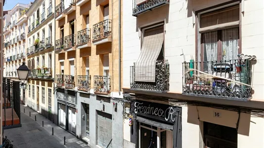 Rooms in Madrid Centro - photo 6