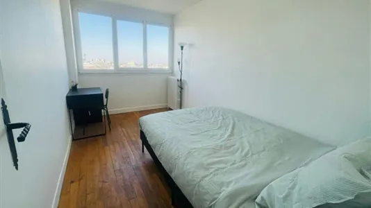 Apartments in Bobigny - photo 4