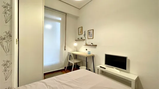 Rooms in Bilbao - photo 6
