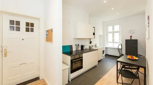 Rooms in Berlin Mitte - photo 8
