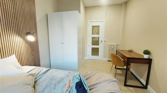 Rooms in Madrid Salamanca - photo 10