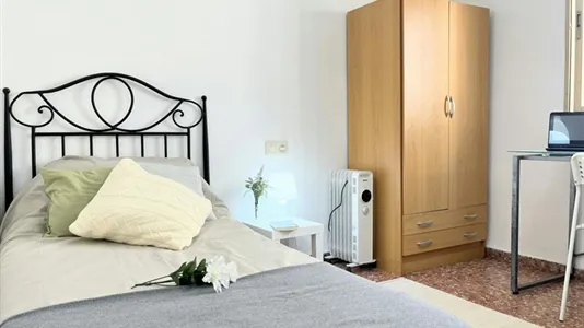 Rooms in Burjassot - photo 4