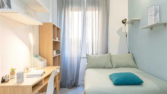 Rooms in Milano Zona 8 - Fiera, Gallaratese, Quarto Oggiaro - photo 3