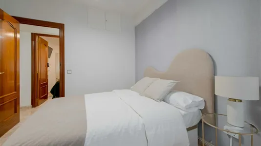 Rooms in Madrid Chamartín - photo 4