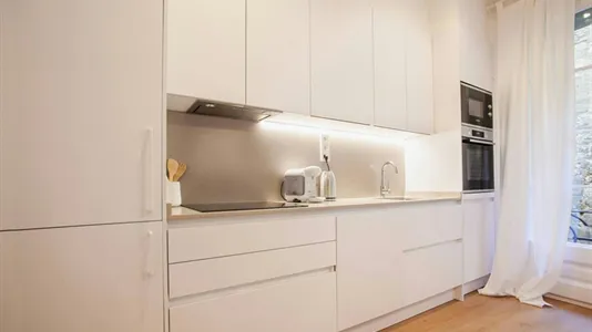 Apartments in Barcelona Ciutat Vella - photo 8