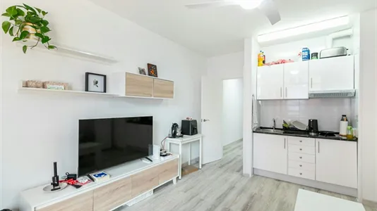 Apartments in Barcelona Sants-Montjuïc - photo 2