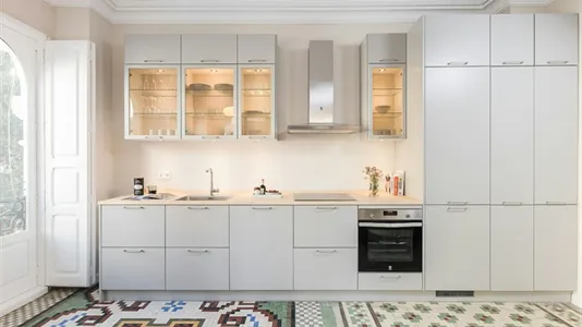 Apartments in Valencia Ciutat Vella - photo 7