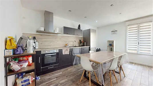 Rooms in Nîmes - photo 6