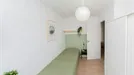 Room for rent, Granada, Andalucía, &lt;span class=&quot;blurred street&quot; onclick=&quot;ProcessAdRequest(11670843)&quot;&gt;&lt;span class=&quot;hint&quot;&gt;See streetname&lt;/span&gt;[xxxxxxxxxxxxx]&lt;/span&gt;