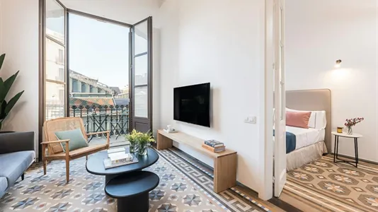 Apartments in Barcelona Ciutat Vella - photo 6