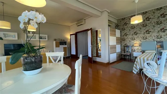 Rooms in Bilbao - photo 9