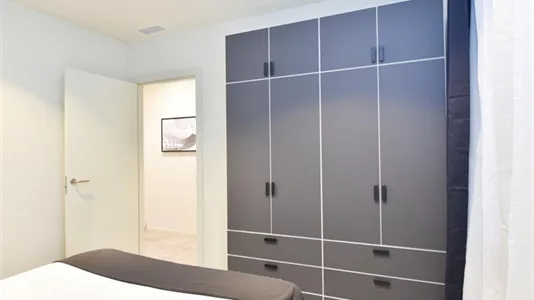 Apartments in Barcelona Ciutat Vella - photo 4