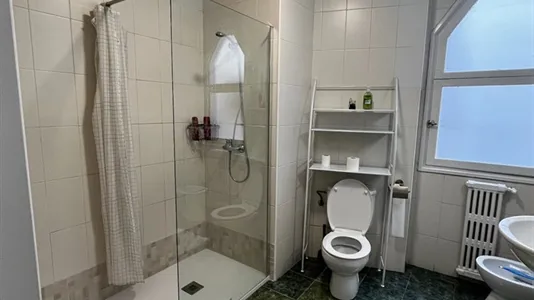 Rooms in Bilbao - photo 9