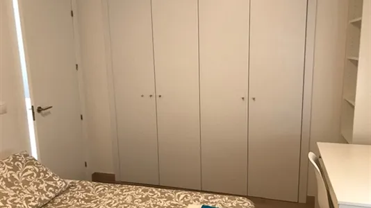 Rooms in Los Bermejales - photo 7