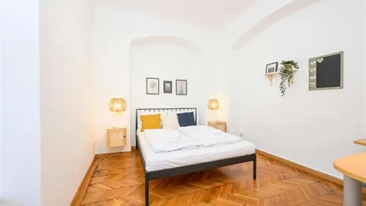 Apartments in Maria Enzersdorf - photo 7