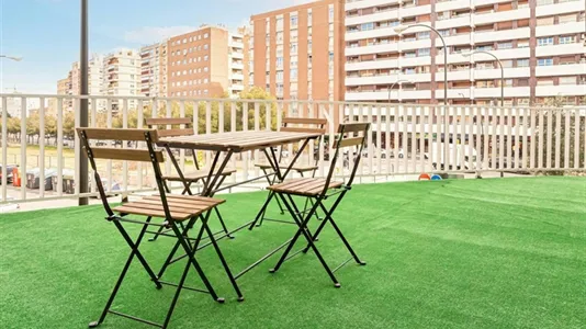 Rooms in Zaragoza - photo 4