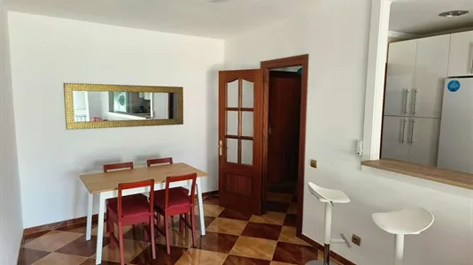 Rooms in Málaga - photo 4