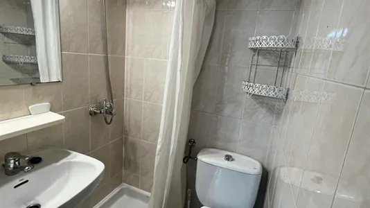 Rooms in Madrid Chamberí - photo 8