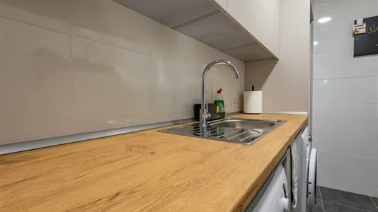 Rooms in Madrid Chamberí - photo 10