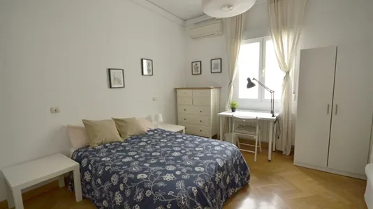 Rooms in Madrid Centro - photo 4