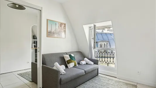 Apartments in Paris 9ème arrondissement - photo 5