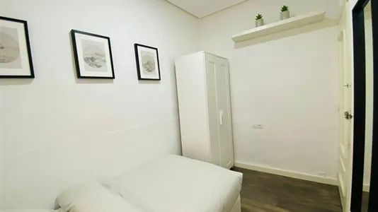 Rooms in Madrid Retiro - photo 4