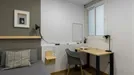 Room for rent, Barcelona Sarrià-St. Gervasi, Barcelona, &lt;span class=&quot;blurred street&quot; onclick=&quot;ProcessAdRequest(10170282)&quot;&gt;&lt;span class=&quot;hint&quot;&gt;See streetname&lt;/span&gt;[xxxxxxxxxxxxx]&lt;/span&gt;