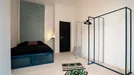 Room for rent, Charleroi, Henegouwen, &lt;span class=&quot;blurred street&quot; onclick=&quot;ProcessAdRequest(7714761)&quot;&gt;&lt;span class=&quot;hint&quot;&gt;See streetname&lt;/span&gt;[xxxxxxxxxxxxx]&lt;/span&gt;