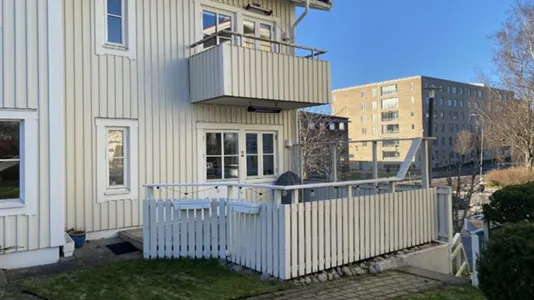 Apartments in Johanneberg - photo 1