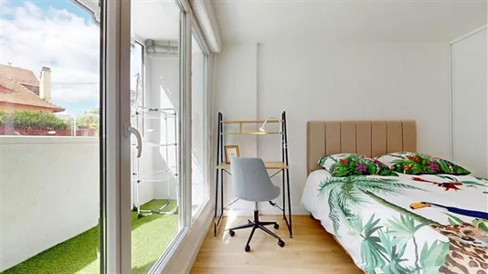 Rooms in Saint-Julien-en-Genevois - photo 3