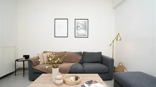 Apartments in Aigaleo - photo 2