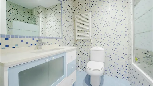 Rooms in Madrid Tetuán - photo 9