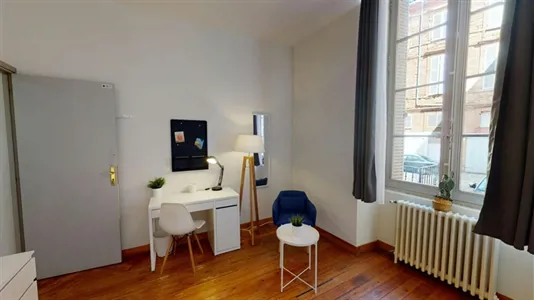 Rooms in Toulouse - photo 1