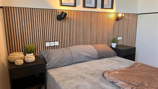 Rooms in Madrid Retiro - photo 4