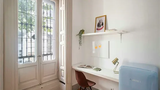 Rooms in Madrid Centro - photo 4